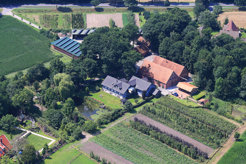 Luftaufnahme vom Betrieb Küpers Landschaftsbau